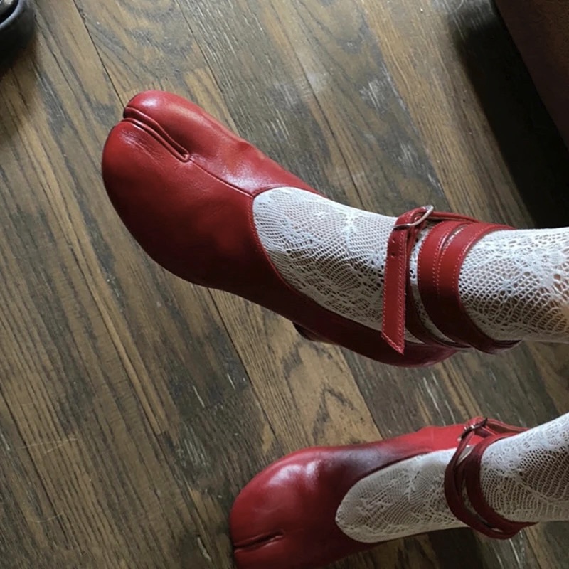 Vintage Fashion In 2026 - 2026 빈티지 봄 패션 스플릿 토
