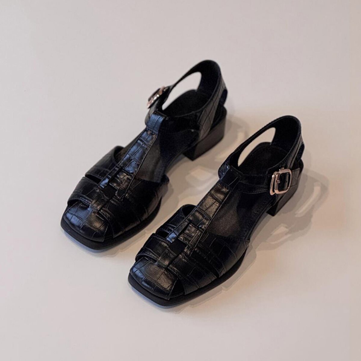여성 샌들 여름 새로운 패션 직조 빈티지 통기성 로마  - Vintage Fashion In 2026 리뷰 및 가격