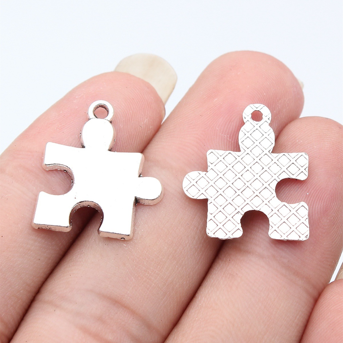 WYSIWYG 10pcs 23x20mm 2 색 골동품  - Vintage Fashion Theme 리뷰 및 가격